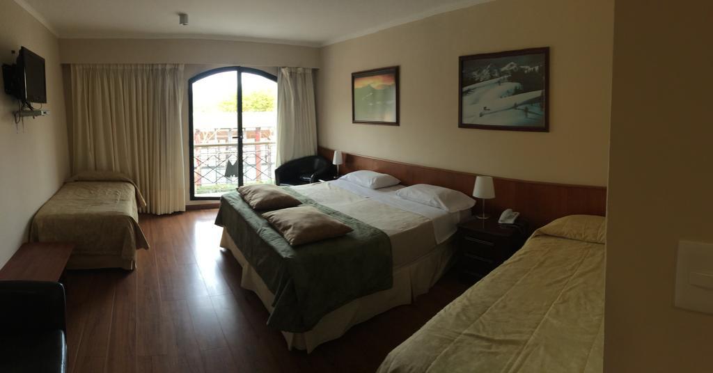Hotel Maxim Trinidad Quarto foto